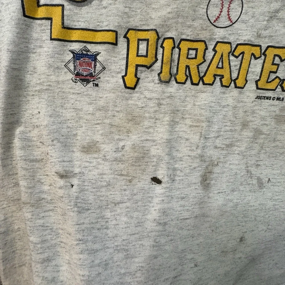 VTG TNT Men's L Gray 1991 Pittsburgh Pirates MLB Champions Distressed Stained T